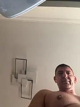 BULLBSX online show from 04/21/26, 08:20