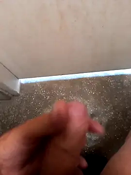 Snapshot of fepintudo chatting on 11/29/25, 08:23 fepintudo online show from 11/29/25, 08:23