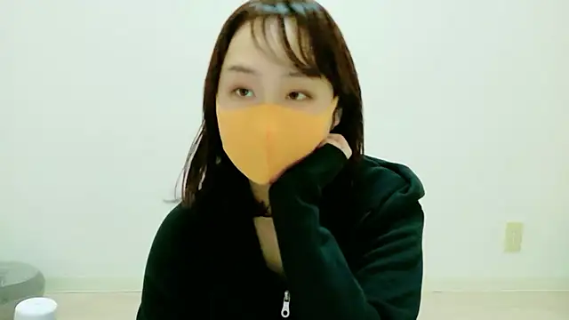 RenaFcup online show from 04/17/26, 11:57