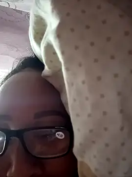 Snapshot of Mamapm20 chatting on 09/13/25, 08:41 Mamapm20 online show from 09/13/25, 08:41