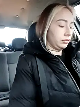 Snapshot of Reina_Cummings chatting on 11/19/25, 06:02 Reina Cummings online show from 11/19/25, 06:02