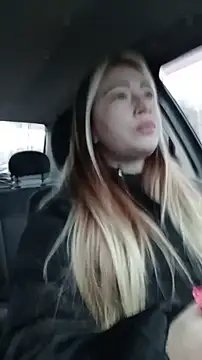 Snapshot of Reina_Cummings chatting on 12/01/25, 05:45 Reina Cummings online show from 12/01/25, 05:45