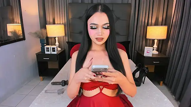 MiaMow online show from 06/03/26, 07:08
