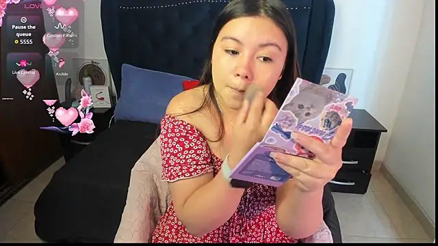 LucyPetit online show from 09/20/25, 01:56