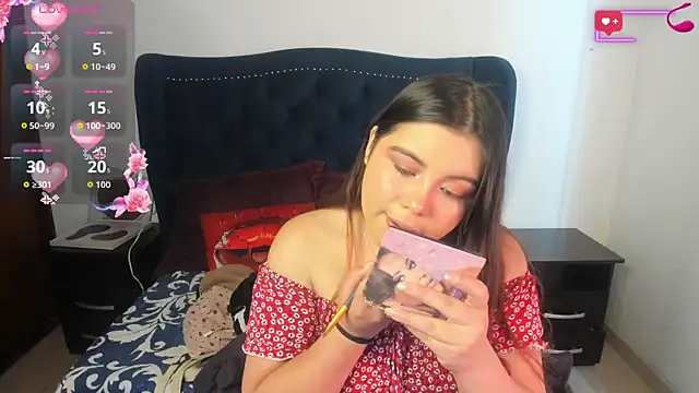 LucyPetit online show from 09/27/25, 02:00