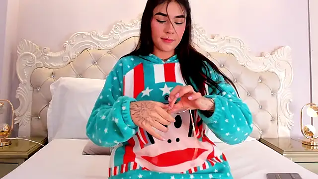 VioletBlaze online show from 01/17/26, 12:43