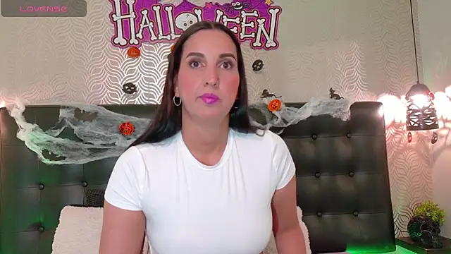 Sharonevanss  online show from 10/10/25, 08:41