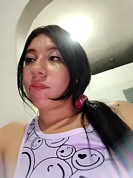 Snapshot of RubyCortez chatting on 10/02/25, 04:41 RubyCortez online show from 10/02/25, 04:41