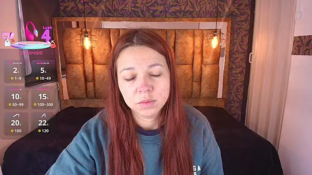 Isa Thompson   online show from 04/08/26, 11:54