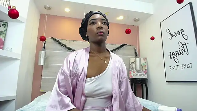 Snapshot of AlexandraCambell chatting on 01/11/26, 11:15 AlexandraCambell online show from 01/11/26, 11:15