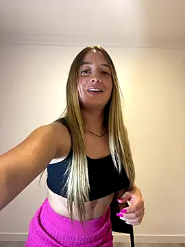 Zara Ross online show from 10/23/25, 03:06