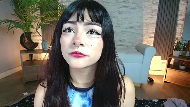 Snapshot of sakuramoss chatting on 10/11/25, 06:23 sakuramoss online show from 10/11/25, 06:23