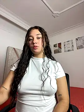 lana rousse01 online show from 10/15/25, 01:55