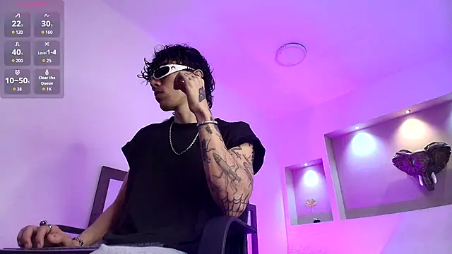 felix  star online show from 11/20/25, 07:57