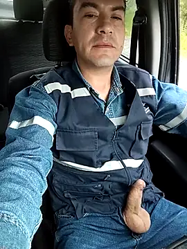 Blackaxes online show from 04/27/26, 09:46