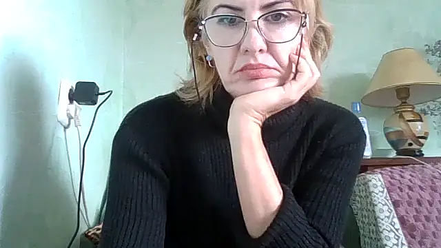 TianaQLove online show from 10/14/25, 09:43