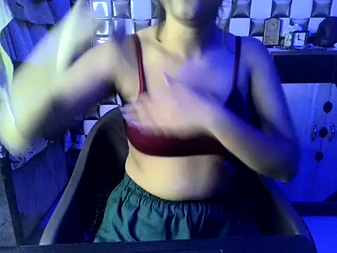 Snapshot of Beautiful_ladki chatting on 09/24/25, 07:50 Beautiful ladki online show from 09/24/25, 07:50