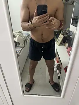 7 INCH MONSTER online show from 04/22/26, 05:10