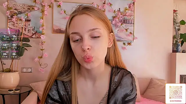 CindyGreen online show from 10/23/25, 06:23