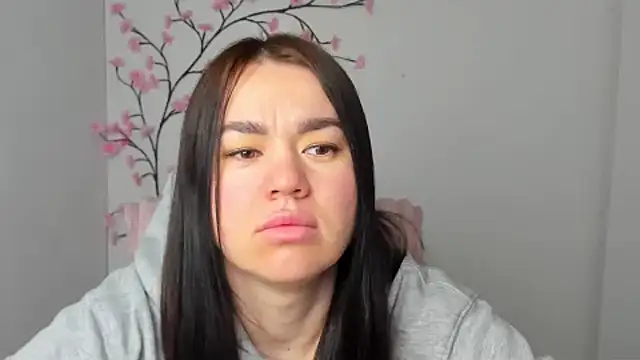 Lola Saymyname online show from 04/12/26, 05:12