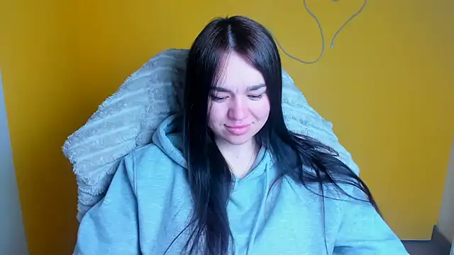 Lola Saymyname online show from 04/18/26, 11:14