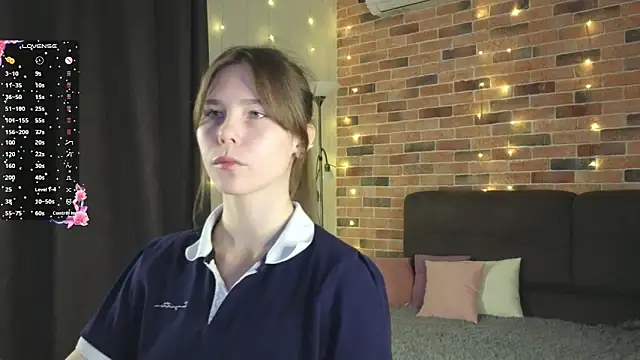 EmiliDen online show from 10/21/25, 05:02