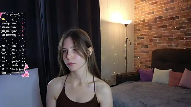 EmiliDen online show from 11/14/25, 05:11