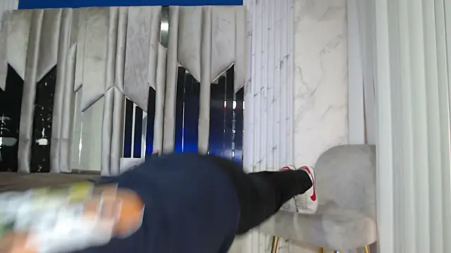 Morganandmegan online show from 11/10/25, 11:20