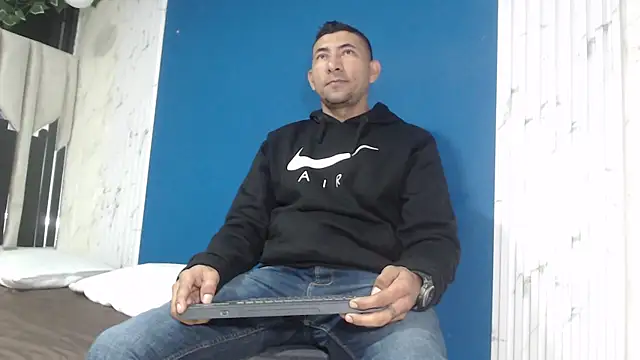 Morganandmegan online show from 01/09/26, 11:02