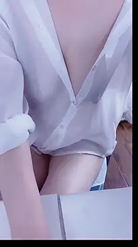 xiaoyang222 online show from 11/01/25, 03:36