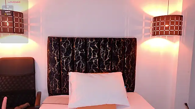 evvaa moon69 online show from 03/18/26, 01:14