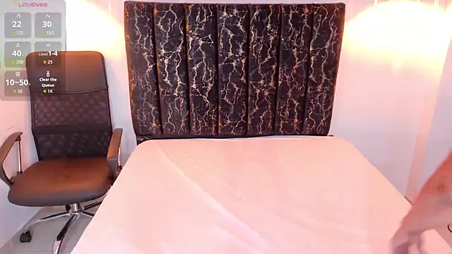 evvaa moon69 online show from 04/30/26, 12:33