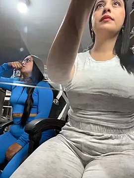 GiaDuque online show from 02/10/26, 12:53