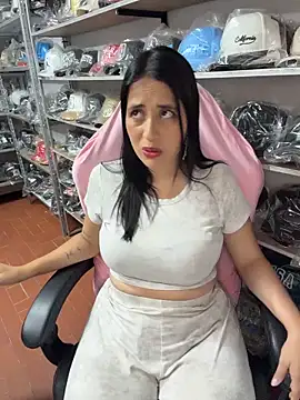 GiaDuque online show from 03/13/26, 10:22