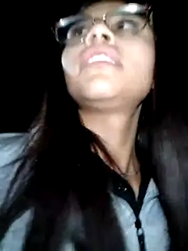 SofieLove 01 online show from 12/04/25, 10:13