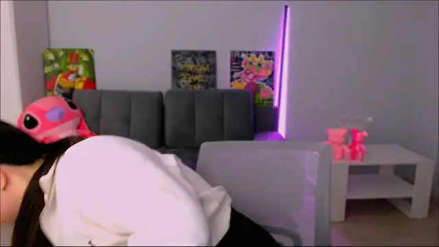 queenofthesense  online show from 10/27/25, 04:33