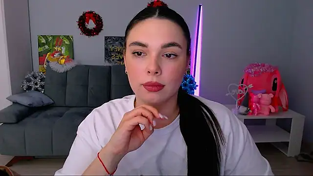 queenofthesense  online show from 12/20/25, 09:49