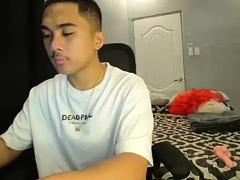 pinoyAdrianneXXX online show from 10/04/25, 01:14