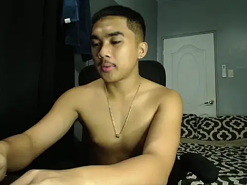 pinoyAdrianneXXX online show from 11/19/25, 03:45