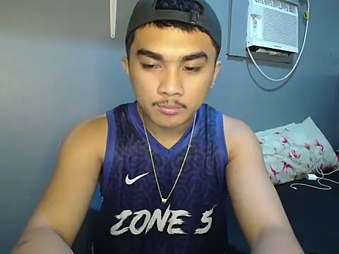 pinoyAdrianneXXX online show from 12/21/25, 10:44