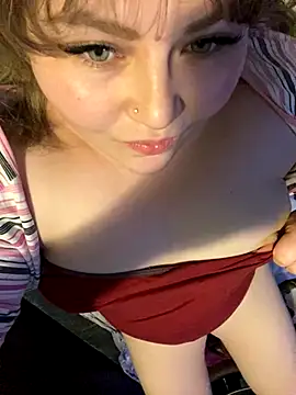 Snapshot of BeckiXrose chatting on 11/28/25, 09:06 BeckiXrose online show from 11/28/25, 09:06