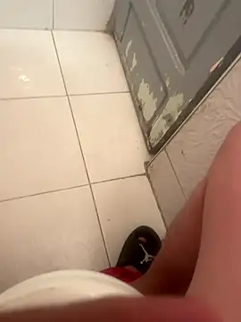 Snapshot of zackria chatting on 10/10/25, 08:02 zackria online show from 10/10/25, 08:02