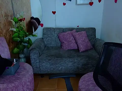 Snapshot of laleska_montenegro chatting on 02/13/26, 05:03 laleska montenegro online show from 02/13/26, 05:03