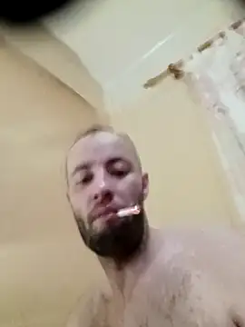 Snapshot of alexpo27 chatting on 11/20/25, 01:06 alexpo27 online show from 11/20/25, 01:06