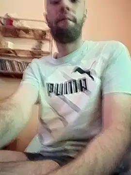 Snapshot of alexpo27 chatting on 02/25/26, 08:24 alexpo27 online show from 02/25/26, 08:24