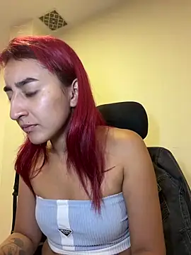 JuliethaDemon  online show from 04/01/26, 01:23