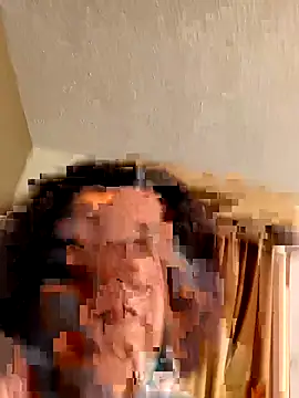 lil-gemini-hippy online show from 06/16/26, 03:42