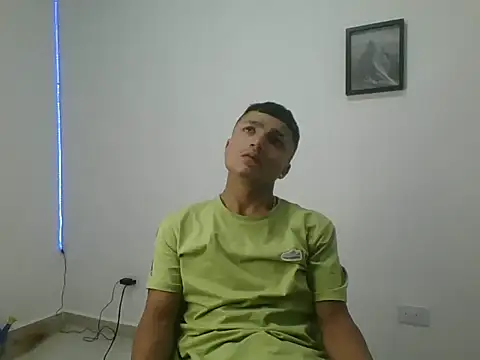 Snapshot of yissus_20_ chatting on 04/10/26, 04:33 yissus 20 online show from 04/10/26, 04:33