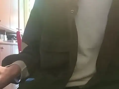 Snapshot of kopanos-69 chatting on 11/20/25, 07:52 kopanos-69 online show from 11/20/25, 07:52