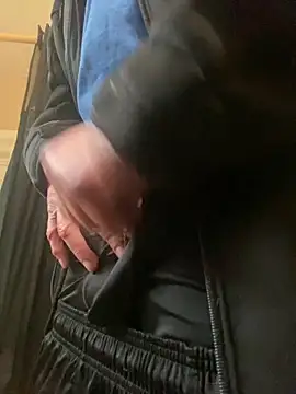 Snapshot of Bigrich112277 chatting on 02/18/26, 09:44 Bigrich112277 online show from 02/18/26, 09:44